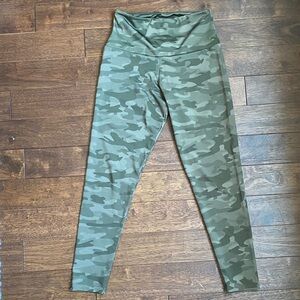 Onzie Green Camouflage Leggings